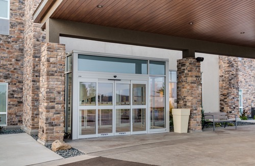 Rice Lake Hotel | Holiday Inn Express & Suites Rice Lake, an Ihg Hotel