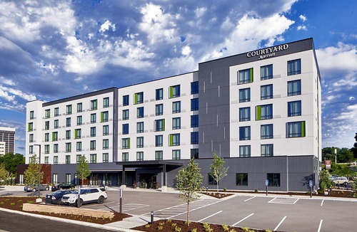 Woodbury Hotel | Courtyard by Marriott Minneapolis West