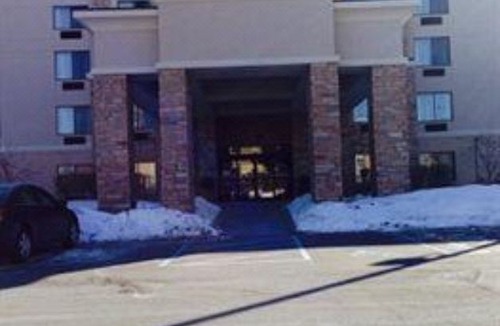 Auburn Hills Hotel | Hampton Inn Detroit/Auburn Hills South