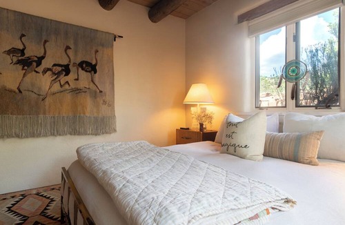 Nambe Pueblo Apartment | Tranquil 2-bedroom apartment with AC/Wifi in delightful Tesuque area, Santa Fe