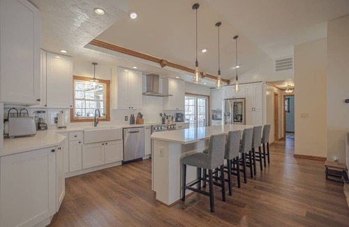 Friendsville House | Waterfront, Pool, Hottub - Deep Creek Lake & Wisp