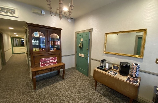 Chambery Inn