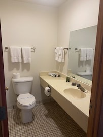 Harbor Inn- Waterfront room #17- One queen bed